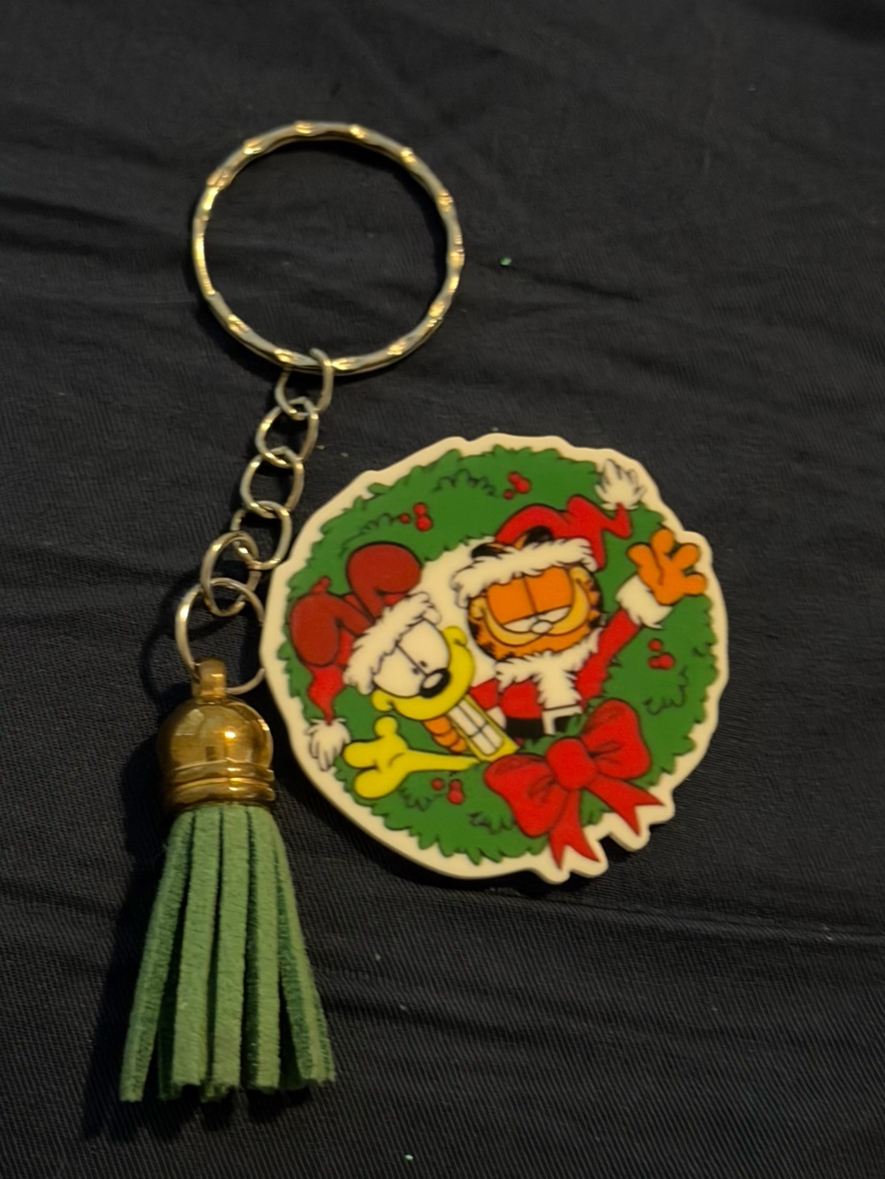Holiday Wreath Keychain with Green Tassel